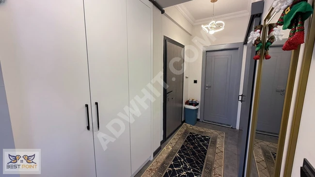1+1 new apartment with separate kitchen, spacious, with a wonderful view of Muazzam Park.