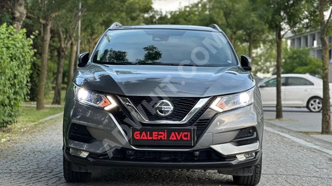 2020 model car, with 74,000 km, no scratches or paint, automatic diesel.