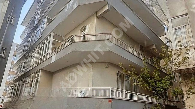 3 + 1 apartment for sale on the fifth floor in Bahçelievler Siyavuşpaşa