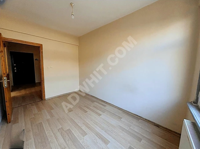 METROBÜS 5 DK AİLE BİNASINDA 1+1 KİRALIK DAİRE