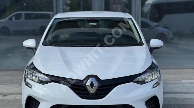 2022 1.0 TCE CLİO OTOMATİK DEĞİŞENSİZ TRAMERSİZ TESLA + KAMERA