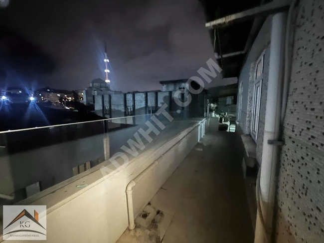 BAYRAMPAŞA KARTALTEPE MAH.3+1 157M2 FULL TADİLATLI ÇATI PİYESİ