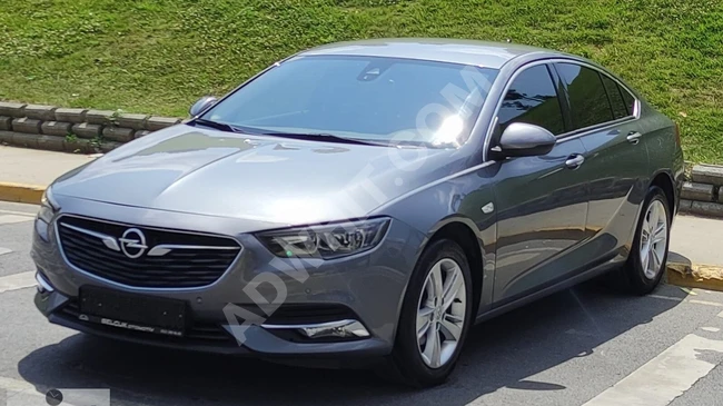سيارة OPEL İNSİGNİA 1.6 CDTİ موديل 2020 - ديزل أوتوماتيك – يوجد تقسيط ومقايضة