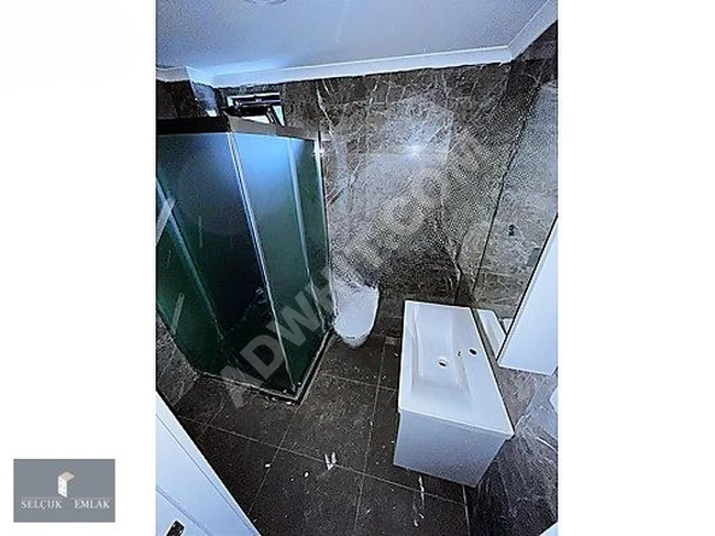 METROYA YÜRÜME MESAFESİNDE SATILIK ARAKAT SIFIR 2+1 DAİRE