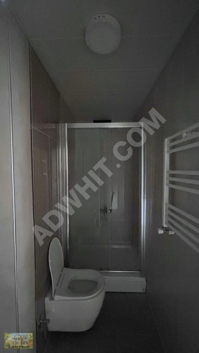 Beylikdüzü Kavaklı marinaya yakın satılık daire 2+1 giriş