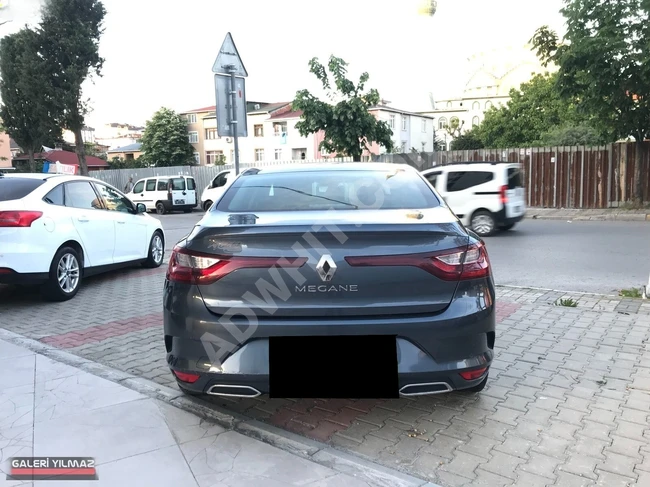 سيارة 1.3 TCE TURBO MEGANE 4 بمساحة 107,000 كم، أوتوماتيك، يمكن عمل مبادلة.