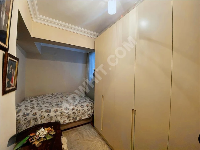 طابق أرضي واسع ومستقل مع حديقة في BAYRAMPAŞA ALTINTEPSİ