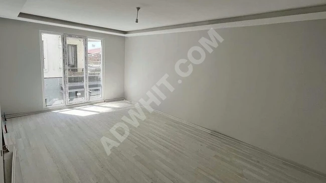 MERT GAYRİMENKUL'DEN 2+1 86M2 A.MUTFAK BALKONLU 2.KAT