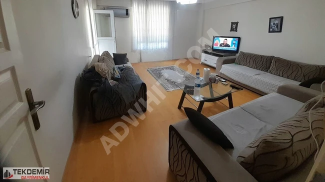 TEKDEMİR EMLAKTAN DAVUTPAŞADA KREDİLİ 125 MT 3+1 1. KAT DAİRE