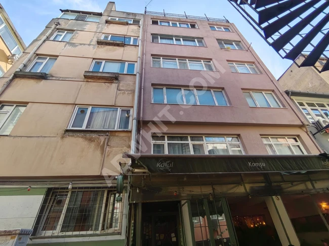 Renovated 4+1 duplex apartment with terrace in the center of BEŞİKTAŞ