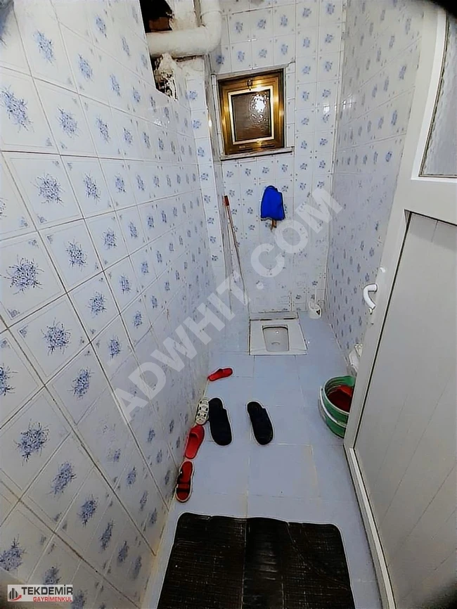 TEKDEMİR EMLAKTAN MENDERES METROSUNA YAKIN 2+1 ARAKAT DAİRE