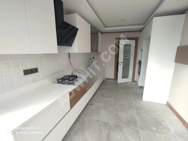 شقق للإيجار 4+1 في مجمع Palmarın صفر في Beylikdüzü حي Sahıl