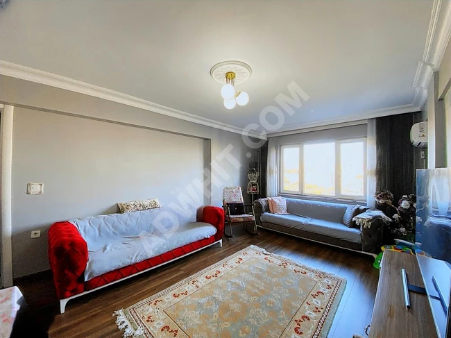 EYÜPSULTAN'DA HARİKA KONUMDA 2+1 ARAKAT DAİRE