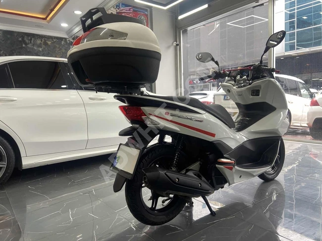 MÇK MOTORSDAN 2015 MODEL HONDA PCX 150 LİK HATASIZ