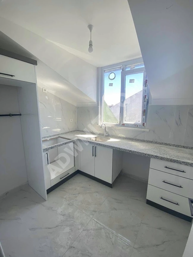 For sale: 4+2 duplex with an area of 200 square meters, sea view, on ÇAVUŞOĞLU Street.