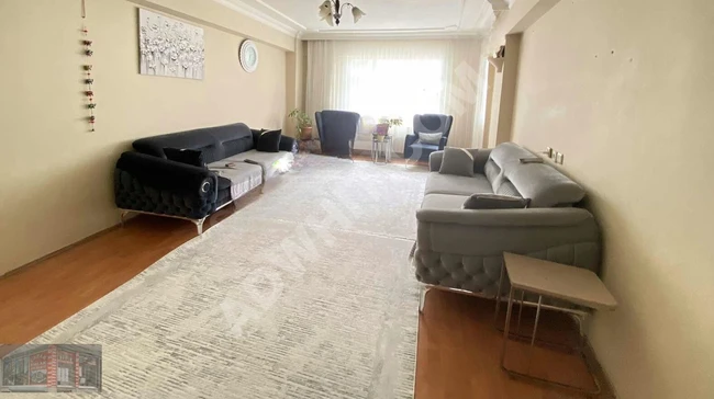 Apartment for sale with an area of 140 square meters, 3+1, suitable for a loan, first floor.