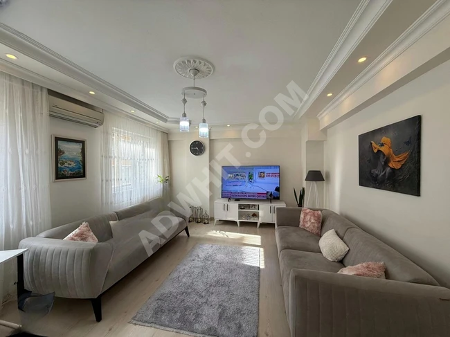 EYÜPSULTAN YEŞİLPINARDA HARİKA KONUMDA SATILIK 3+1 ARAKAT DAİRE
