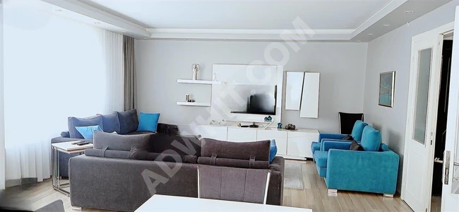 SAFİR BAKIRKÖY'DEN TOPRAK SİTESİNDE1.KAT SATILIK TADİLATLI DAİRE