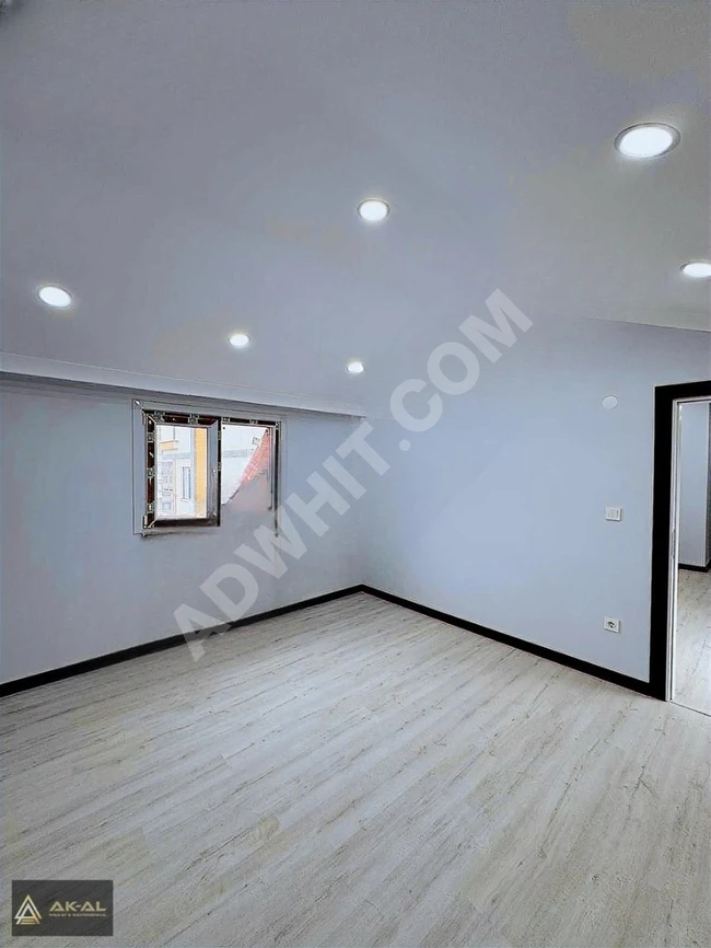 Upper duplex 2+2 at a shocking price