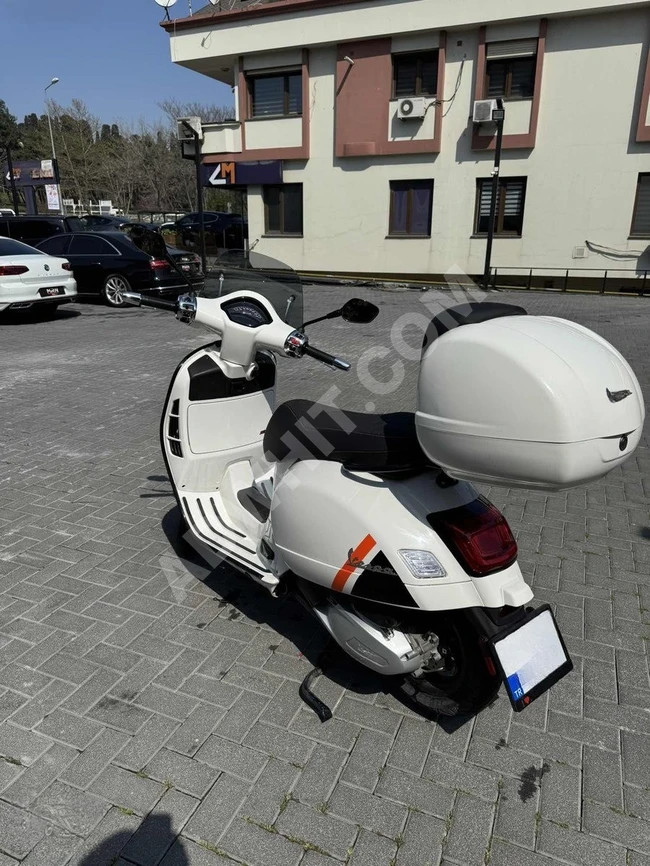 MRN GROUP 2024 VESPA GTS 300 SUPER SPORT