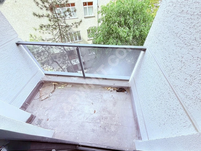 BEYAZNOKTADAN SIFIR SİTEDE CADDE ÜSTÜ METRO YAKIN OTOPARKLI 2+1