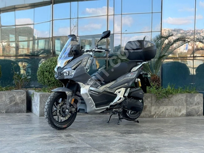 BORA MOTOR FRECCİA SHAD ÇANTA, TRAFİK SİGORTASI VE KASK HEDİYE !