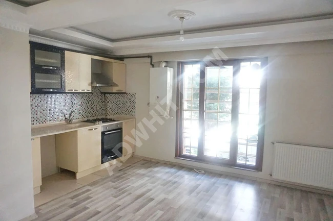 Meral R5842 Yeni 9 Yaş Binada Masrafsız Ankastreli 2+1 Ara Kat