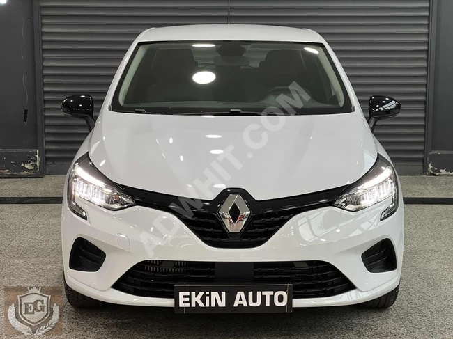 107,000 km + electronic tablet + CarPlay + 1.59 loan + automatic + TCE + reverse + 90 horsepower + 20% value added tax