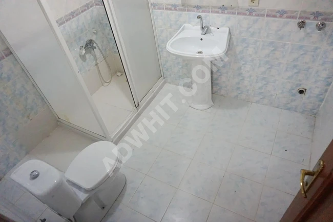 Meral R6368 Asansörlü Otoparklı 4 Katlı Binada Geniş 3+1 Ara Kat