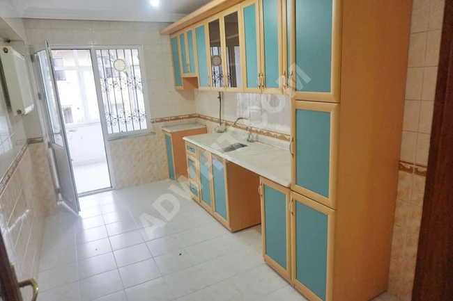 Meral R6368 Asansörlü Otoparklı 4 Katlı Binada Geniş 3+1 Ara Kat