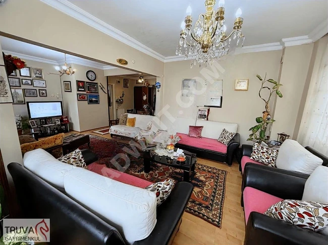 kartal topselvi yalı mahallesinde aile binasında 110 m2 2+1