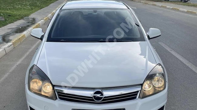 SÜMBÜL OTOMOTİV DEN 2013 MODEL OTOMATİK SPORT ASTRA TEMİZ