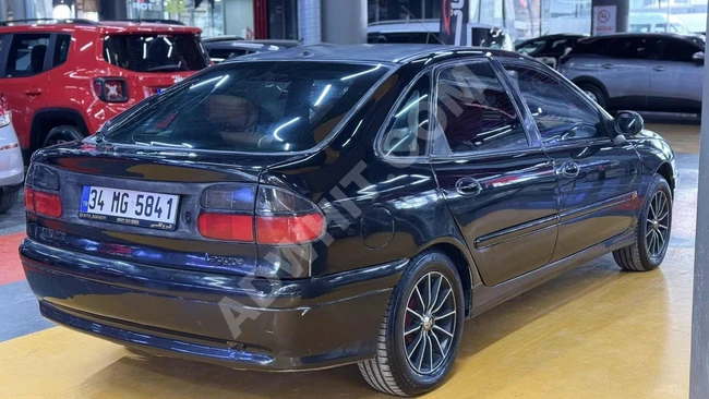 Renault LAGUNA  موديل 1997 2.0 محرك VOLVO