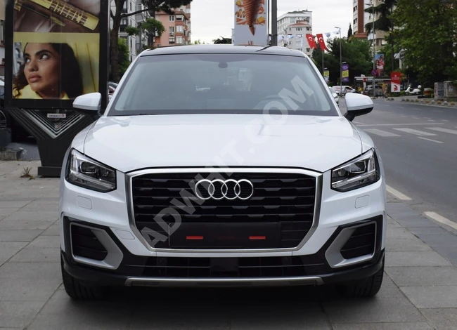 BOSS 2020 AUDI Q2 35 TFSI DESIGN CAM TAVAN-ELK BAGAJ-DÜŞÜK KM!