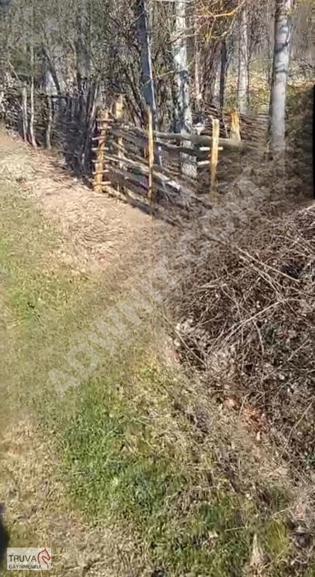 ارض بمساحة 225 متر مربع على الطريق في Balıkesir Sındırgı derecikören