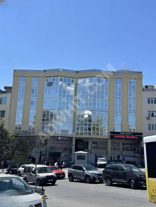 Gaziosmanpaşa Meydanda Satılık Büro&Ofis