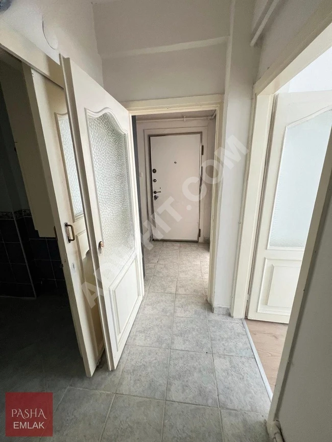 KIZILTOPRAKTA 3+1 KATTA TEK AZ KATLI BİNA KİRACILI25BİN TL DAİRE