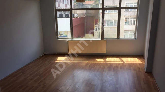 Üsküdar Z. Kamil Ana Cadede Kiralık 1+1 Daire