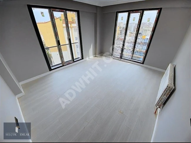 SELÇUK EMLAK'TAN SATILIK SIFIR ARAKAT 2+1 DAİRE
