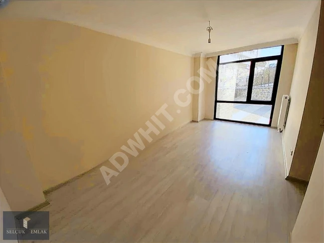 SELÇUK EMLAK EKOL PARK'TA ARA KAT 2+1 SATILIK DAİRE !!