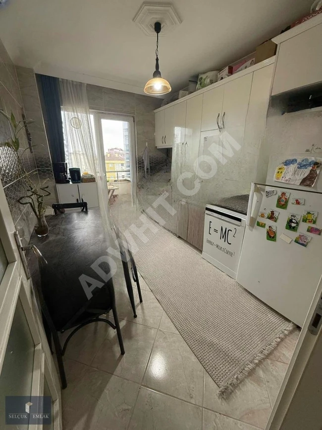 SELÇUK EMLAK KAPALI BALKON GÜNEY CEPHE SATILIK 2+1 DAİRE !!