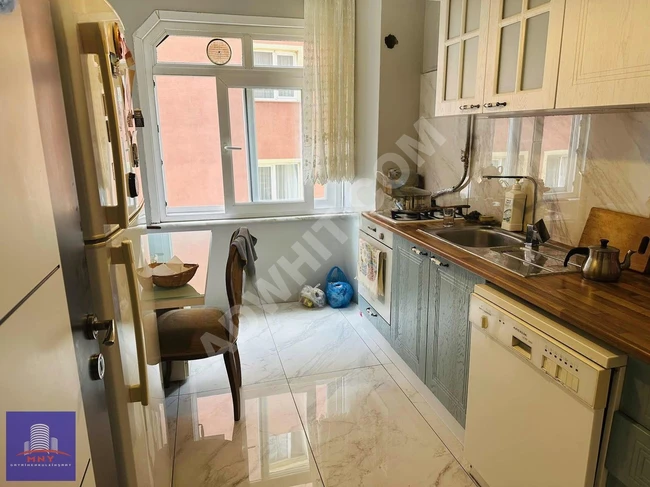 İÇERENKÖY ALANALTI CADDESİNDE SATILIK BANYO MUTFAĞI YENİLENMİŞ