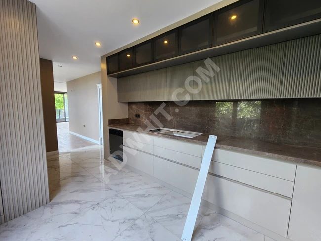Independent villa for annual rent in Beylikduzu, Sahil neighborhood