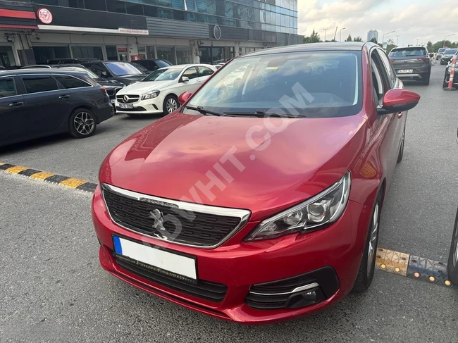 CAM TAVAN KIRMIZI DİZEL OTOMATİK 8 İLERİ 77 BİNDE NERGİSOTOMOTİV