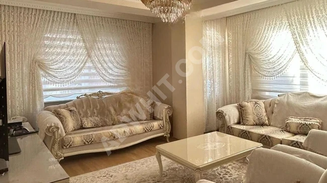 2+1 apartment, first floor, eligible for a loan in Bahçelievler Yenibosna