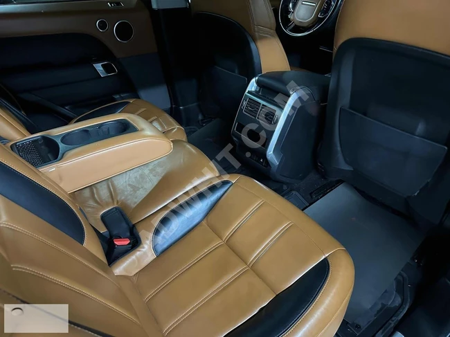 سيارة RR SPORT P300 موديل 2019 لون أسود مع نظام AIRMATIC