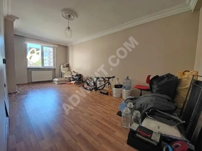 3+1 apartment for sale near Bilalhabesi Mosque in Yenibosna, Zafer neighborhood.