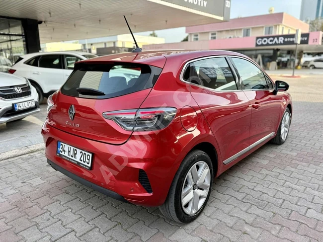 1.0 TCE Renault CLİO 2023 EVOLUTİON OTOMATİK-DEĞİŞENSİZ-TEMİZ