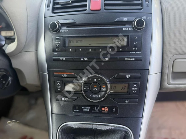 سيارة TOYOTA AURİS 1.4D4 بمسافة 181,000 كم موديل 2011