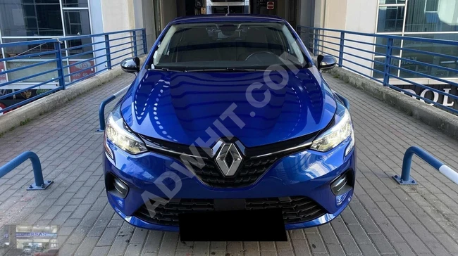 2023 RENAULT CLİO TOUCH 1.0 TCE DEĞİŞENSİZ CAR PLAY
